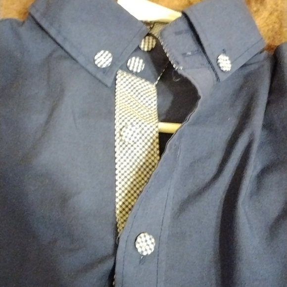 4/$20 Navy blue Oxford button up with gingham trim-L - Picture 3 of 4